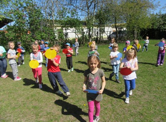 Ruchowe na podwórku