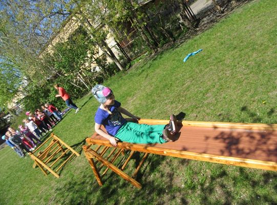 Ruchowe na podwórku