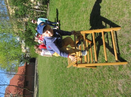 Ruchowe na podwórku