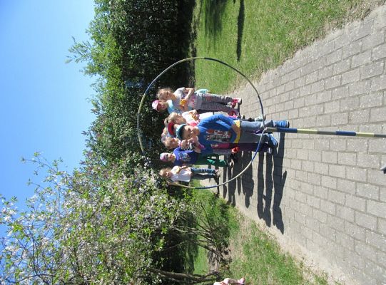 Ruchowe na podwórku