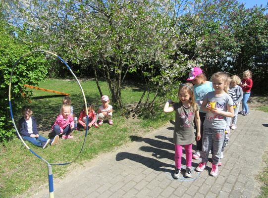 Ruchowe na podwórku