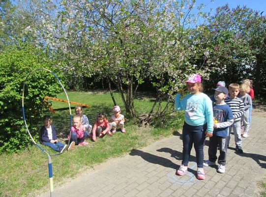 Ruchowe na podwórku