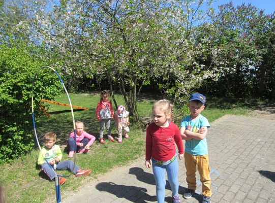 Ruchowe na podwórku