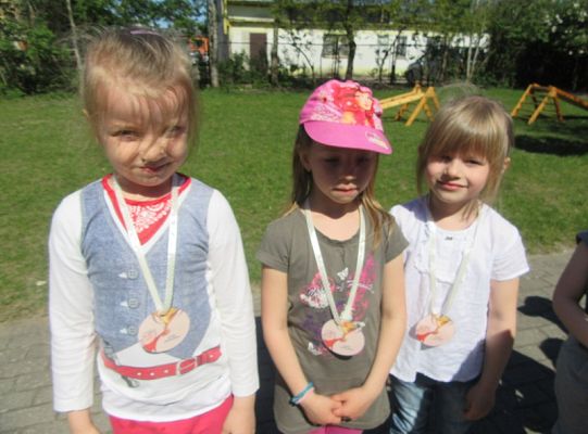 Ruchowe na podwórku