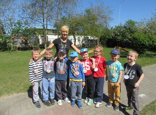 Ruchowe na podwórku