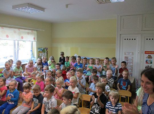 Teatrzyk \"śpiąca królewna\"