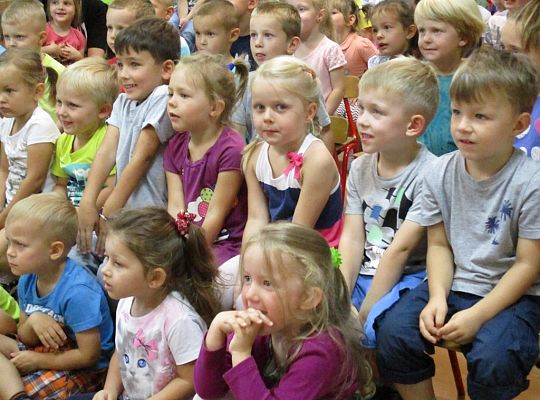 Teatrzyk \"śpiąca królewna\"