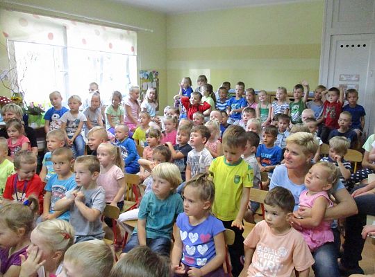 Teatrzyk \"śpiąca królewna\"