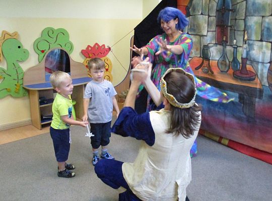 Teatrzyk \"śpiąca królewna\"