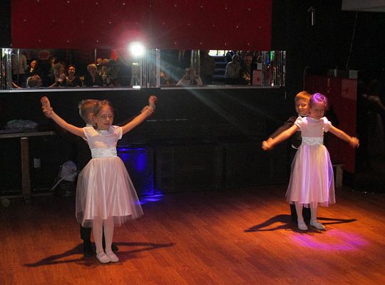 Występy dla Seniorów w Różanej Grupa 4