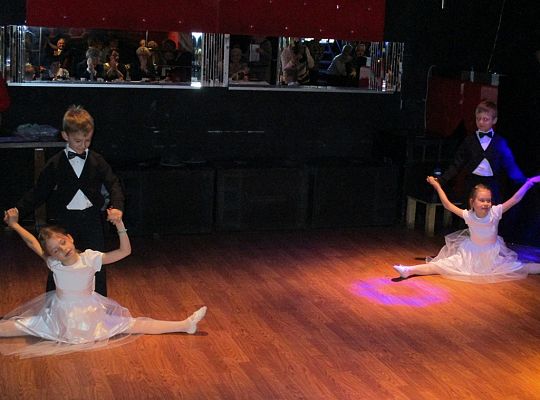 Występy dla Seniorów w Różanej Grupa 4