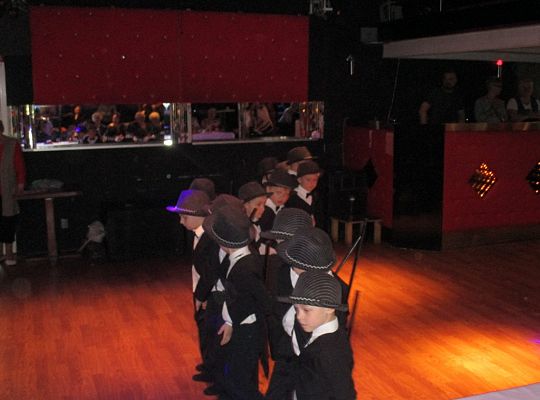 Występy dla Seniorów w Różanej Grupa 4