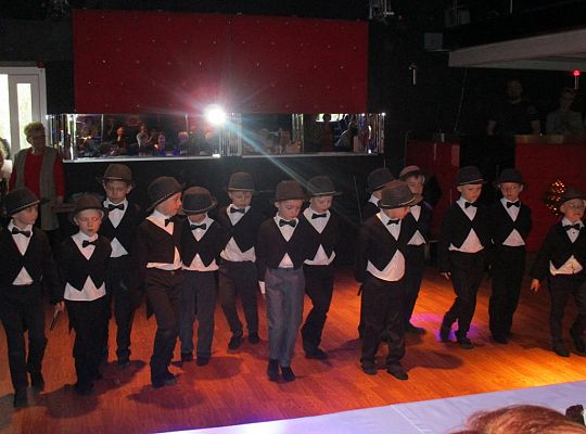 Występy dla Seniorów w Różanej Grupa 4