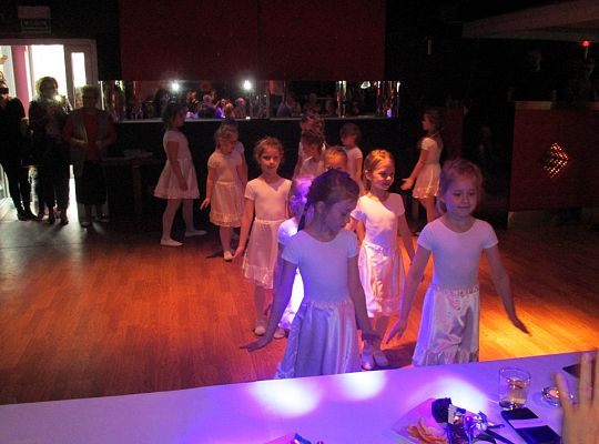 Występy dla Seniorów w Różanej Grupa 4