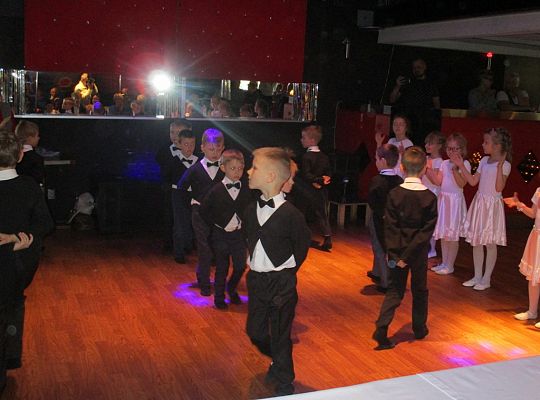 Występy dla Seniorów w Różanej Grupa 4