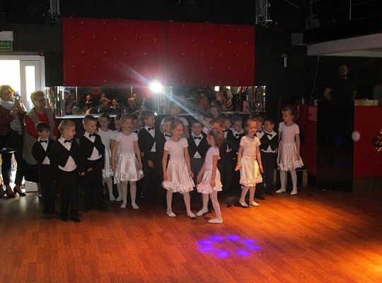 Występy dla Seniorów w Różanej Grupa 4