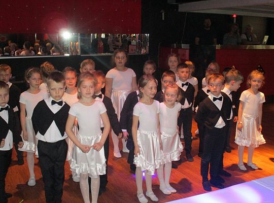 Występy dla Seniorów w Różanej Grupa 4