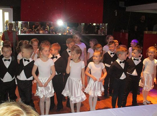 Występy dla Seniorów w Różanej Grupa 4