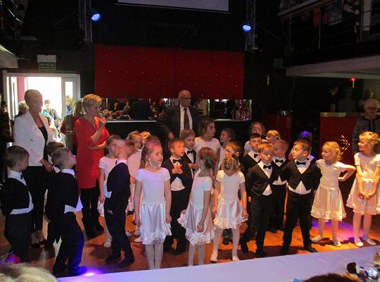 Występy dla Seniorów w Różanej Grupa 4