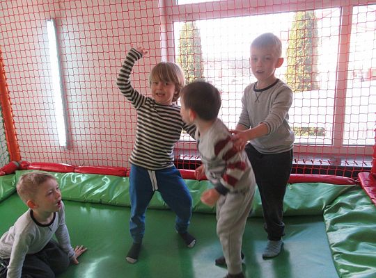 Zabawy w Smykolandii Grupa 1, Grupa 2