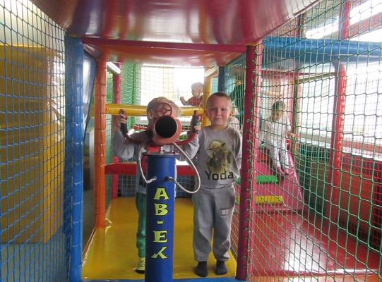 Zabawy w Smykolandii Grupa 1, Grupa 2