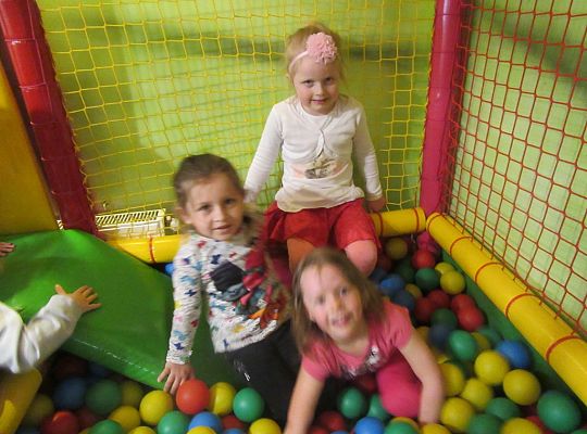 Zabawy w Smykolandii Grupa 1, Grupa 2