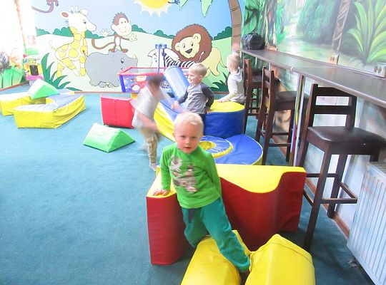 Zabawy w Smykolandii Grupa 1, Grupa 2