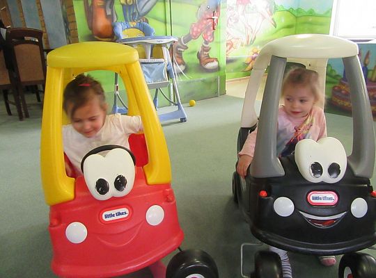 Zabawy w Smykolandii Grupa 1, Grupa 2