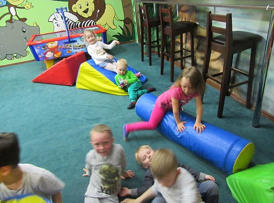 Zabawy w Smykolandii Grupa 1, Grupa 2