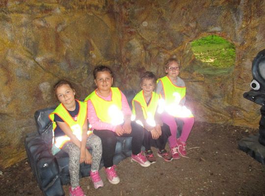 Nasza wygrana! Wycieczka do Dinoparku w Malborku Grupa 4