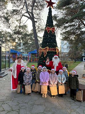 Gr.II, III, IV Wycieczka do wioski Mikołaja w Rowach