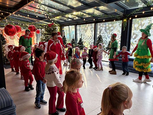 Gr.II, III, IV Wycieczka do wioski Mikołaja w Rowach