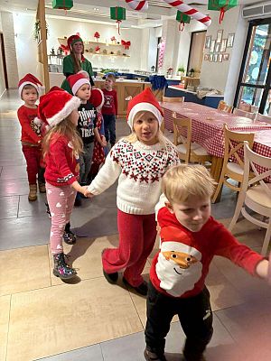 Gr.II, III, IV Wycieczka do wioski Mikołaja w Rowach