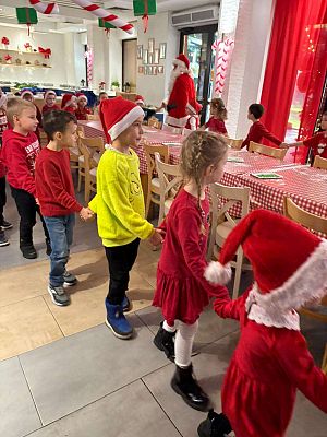 Gr.II, III, IV Wycieczka do wioski Mikołaja w Rowach