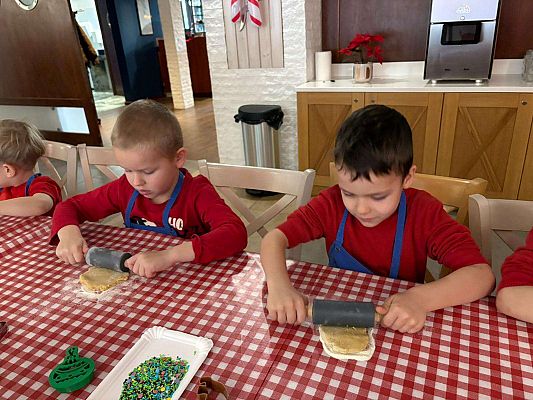 Gr.II, III, IV Wycieczka do wioski Mikołaja w Rowach