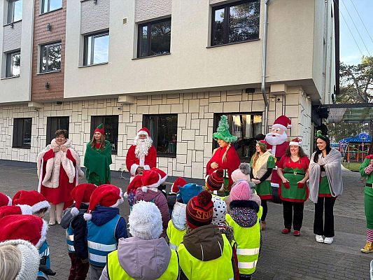 Gr.II, III, IV Wycieczka do wioski Mikołaja w Rowach