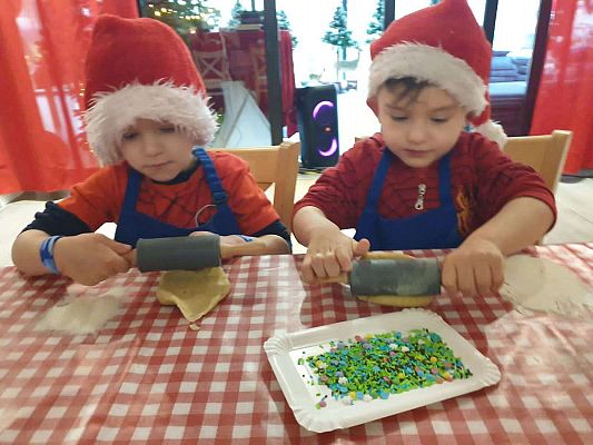 Gr.II, III, IV Wycieczka do wioski Mikołaja w Rowach