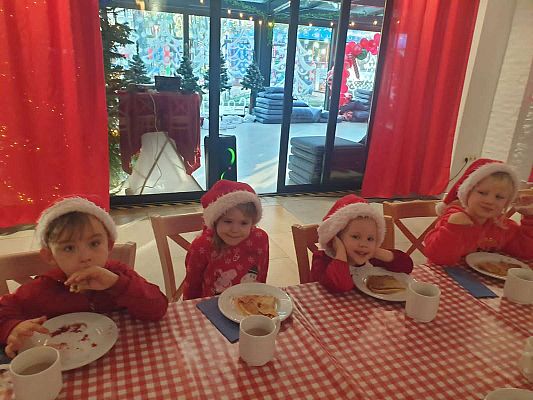 Gr.II, III, IV Wycieczka do wioski Mikołaja w Rowach