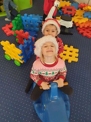 Gr.II, III, IV Wycieczka do wioski Mikołaja w Rowach