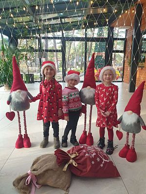 Gr.II, III, IV Wycieczka do wioski Mikołaja w Rowach